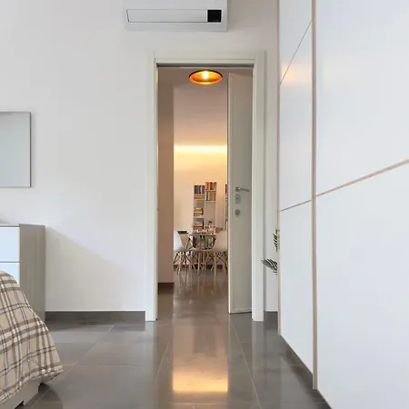 Homeby, Casa Moretto * Milan